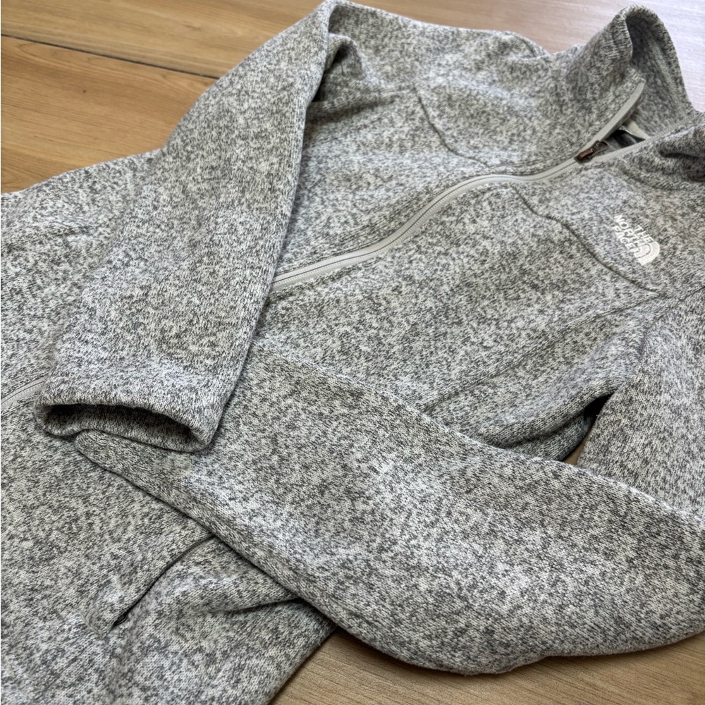 North Face zip up fleece S/P perfect condition